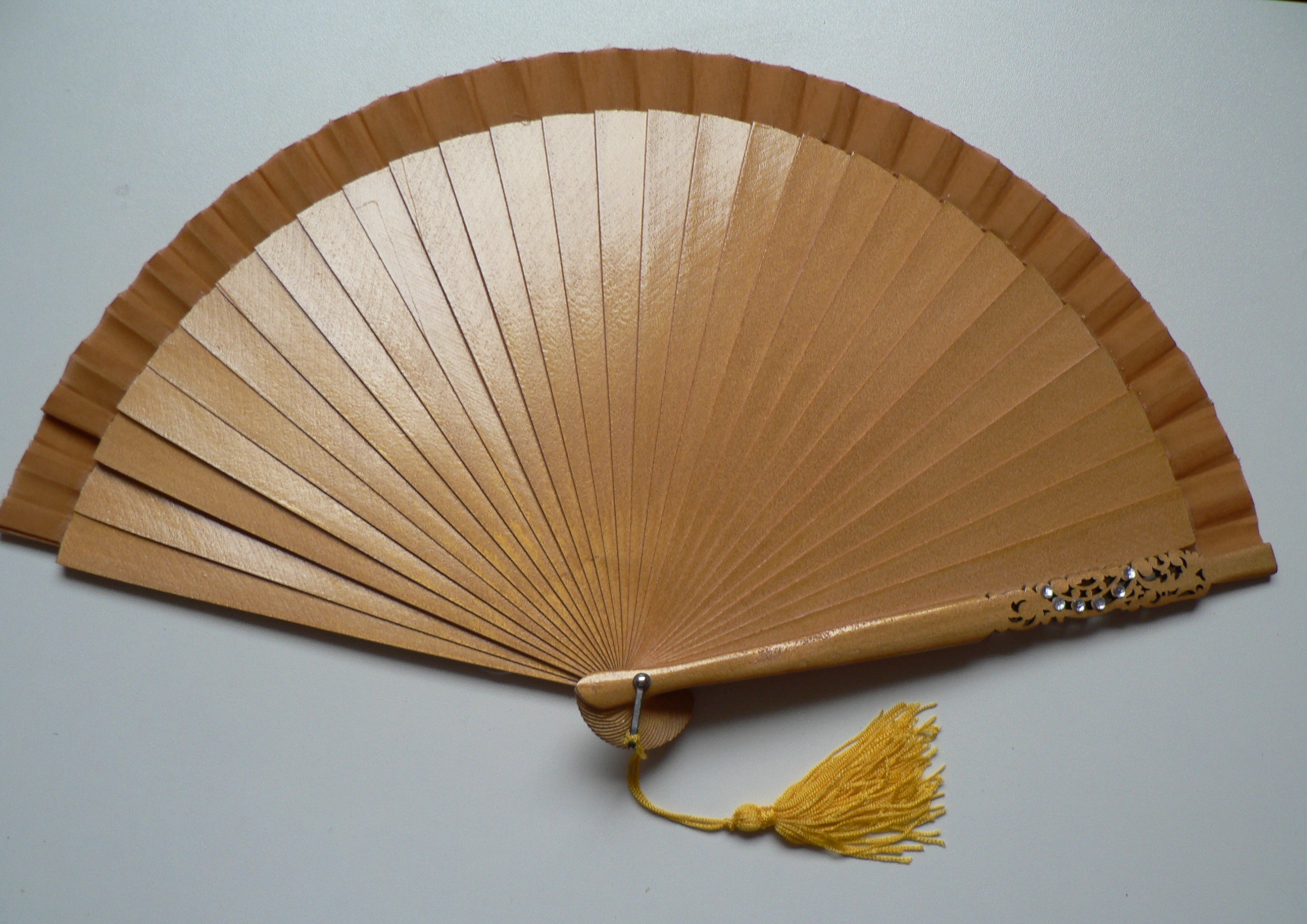 foto v�j�� d�ev�n� vykl�dan� kam�nky - zlat�